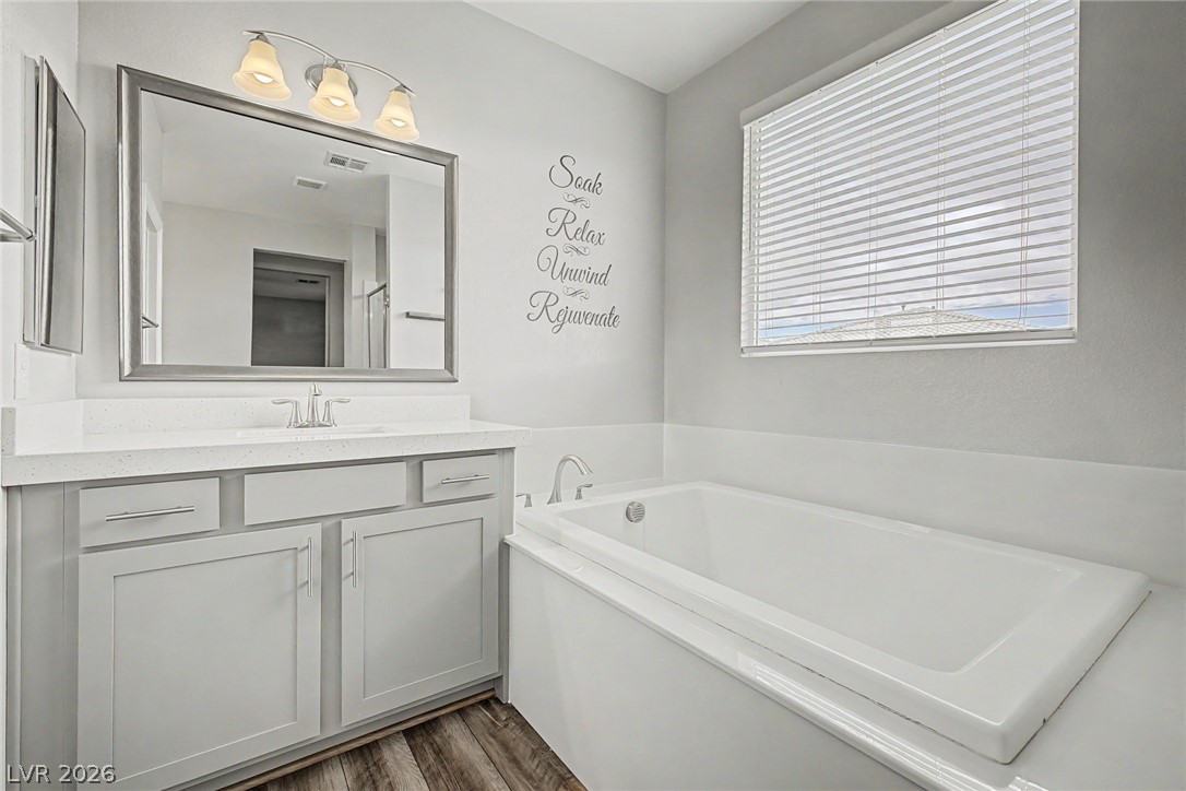 4618 Summer Azure Street Property Photo 20