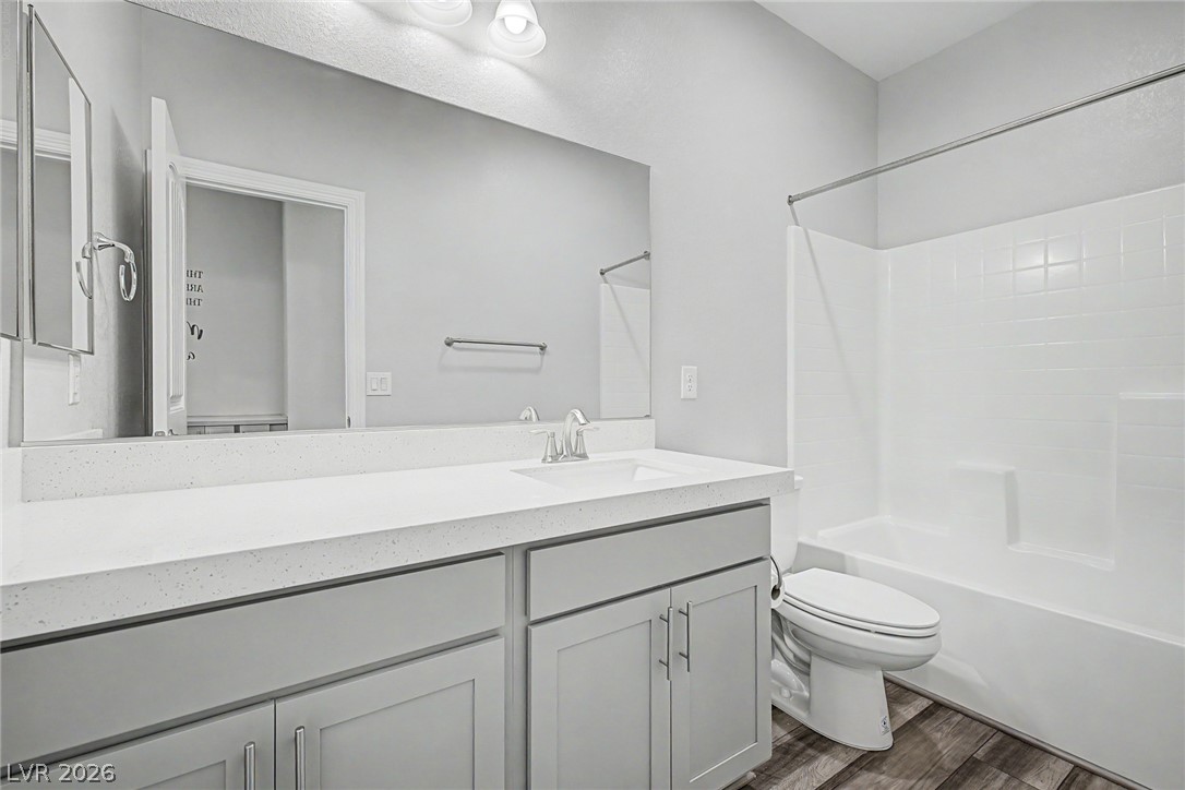 4618 Summer Azure Street Property Photo 25
