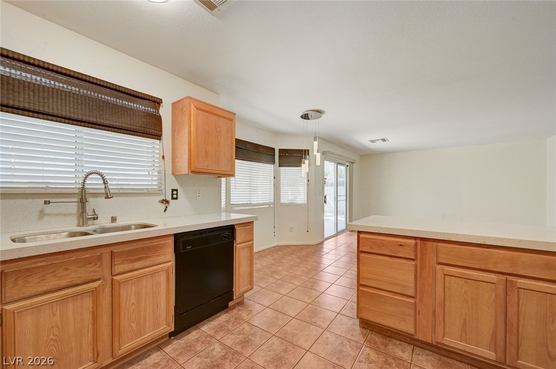3637 Ferrell Street Property Photo 4