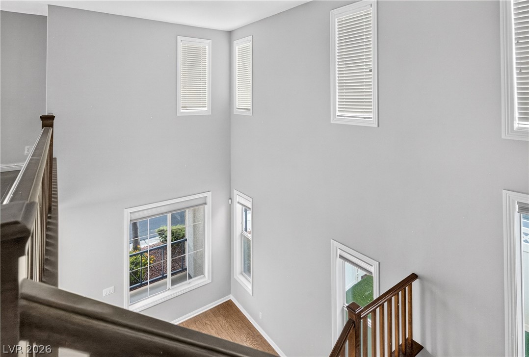 6276 Huntington Ridge Avenue Property Photo 10