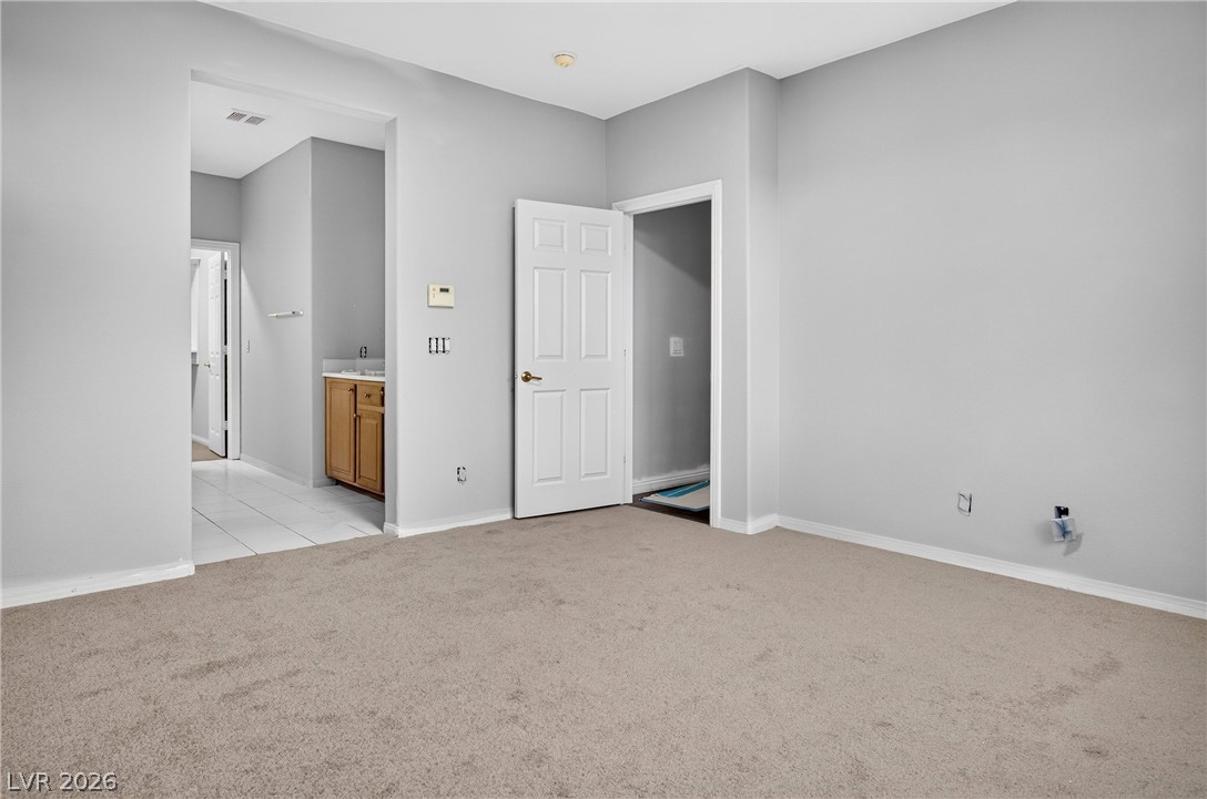 6276 Huntington Ridge Avenue Property Photo 28