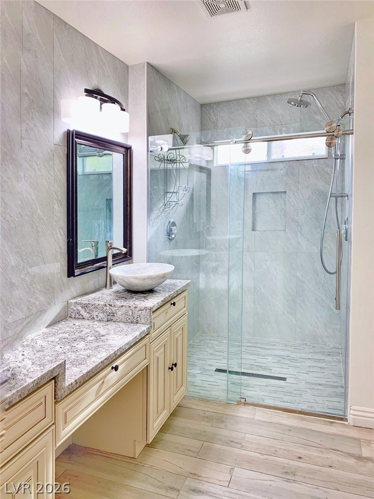 10859 Vista Marbella Avenue Property Photo 8
