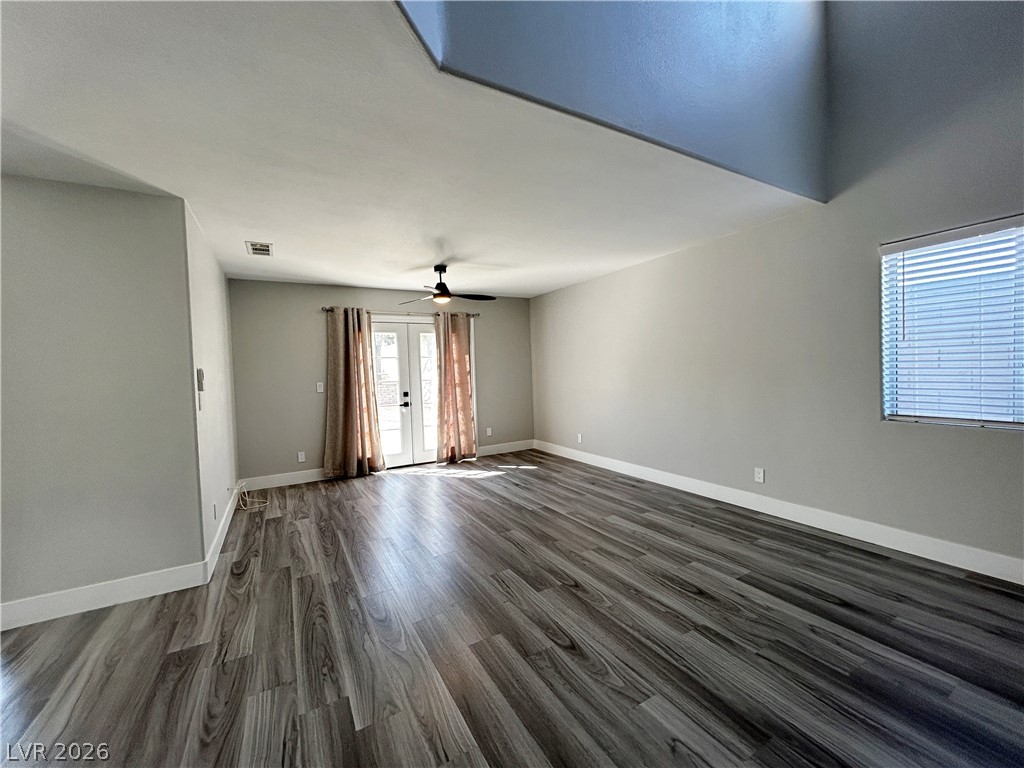 3921 Hampton Grove Court Property Photo 5