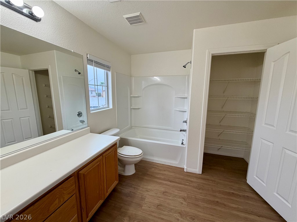 5313 Hollyridge Street Property Photo 19