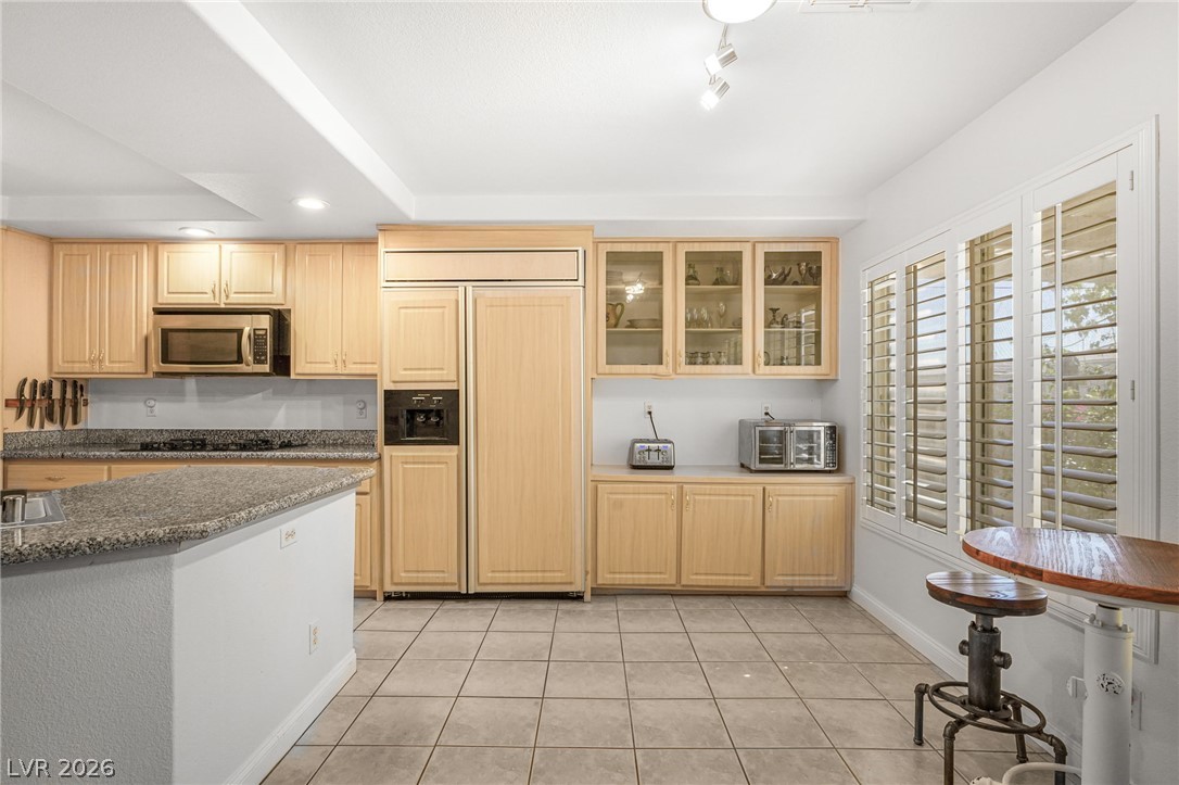 8821 Fall Green Avenue Property Photo 8