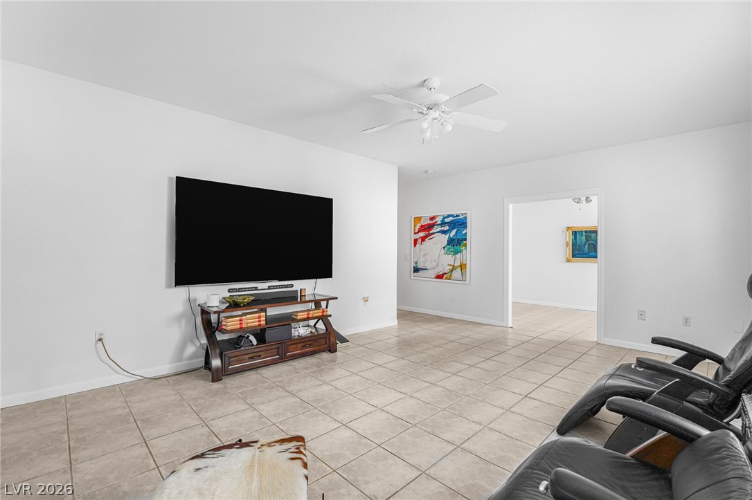 8821 Fall Green Avenue Property Photo 20