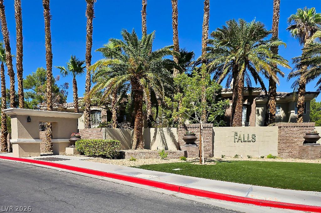 9050 West Warm Springs Road 1128 Property Photo 1