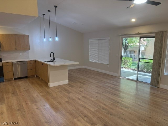 2924 Linkview Drive Property Photo 3