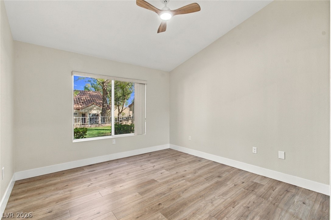 2924 Linkview Drive Property Photo 10