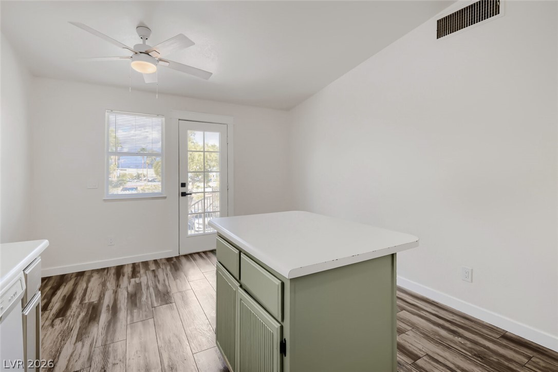7564 Durham Hall Avenue 201 Property Photo 7