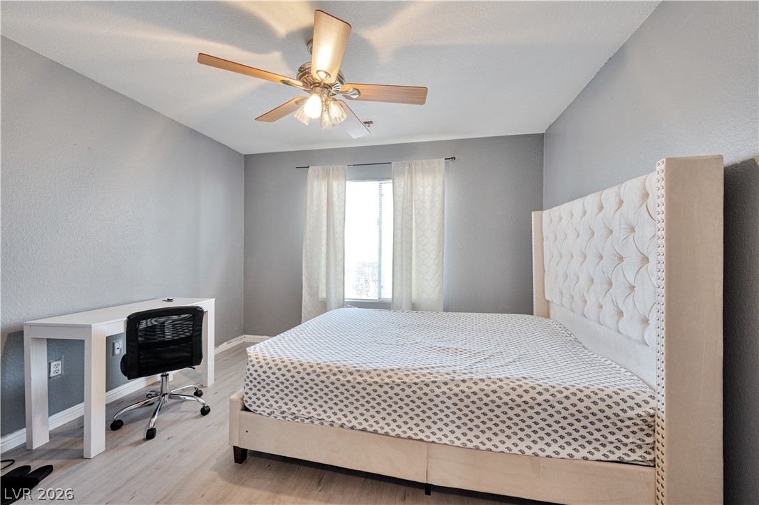 8025 West Russell Road 1090 Property Photo 12