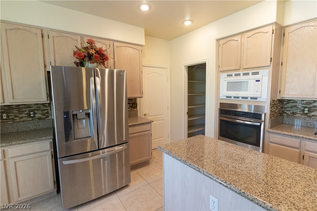 2880 Cooper Creek Drive Property Photo 21