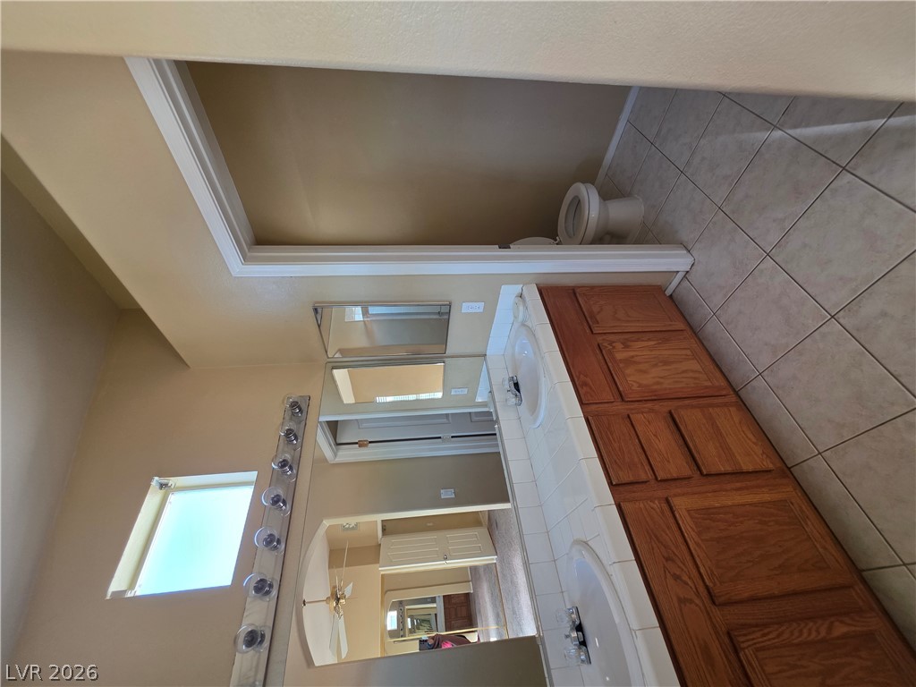 9829 Ridge Creek Place Property Photo 14