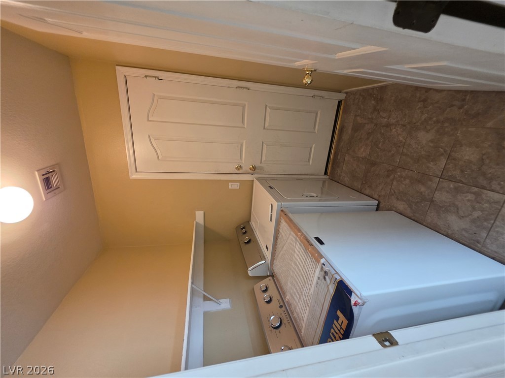 9829 Ridge Creek Place Property Photo 21
