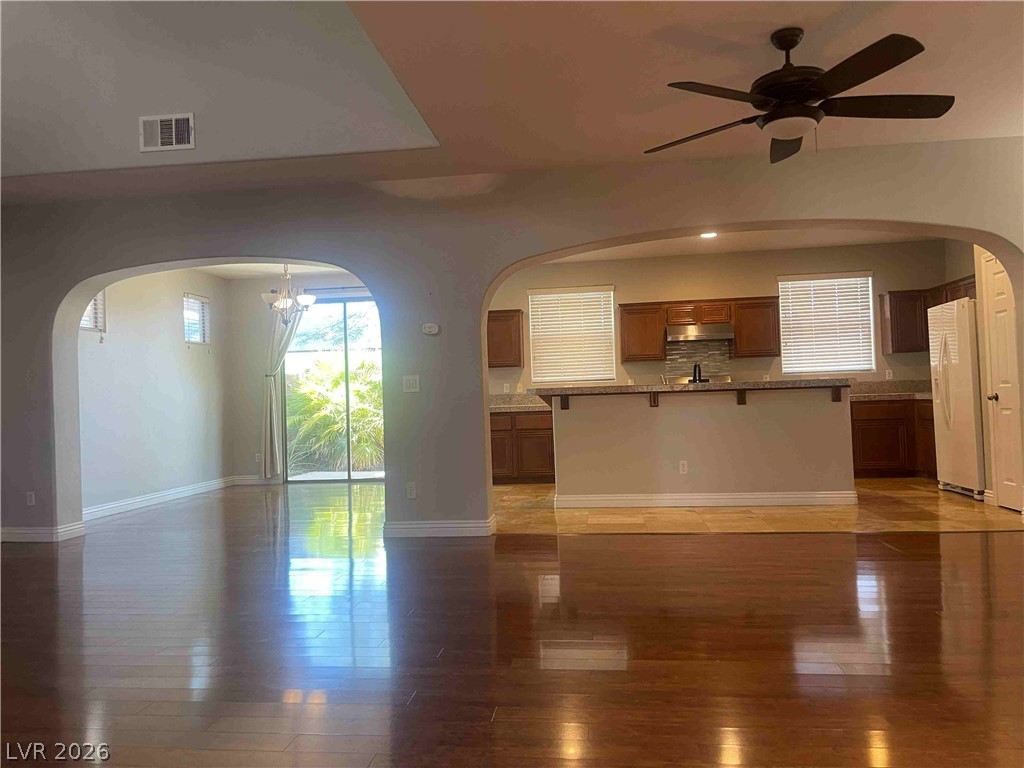 1613 Yellow Tulip Place N Property Photo 2