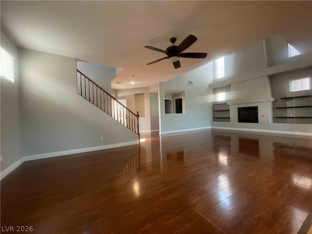 1613 Yellow Tulip Place N Property Photo 8