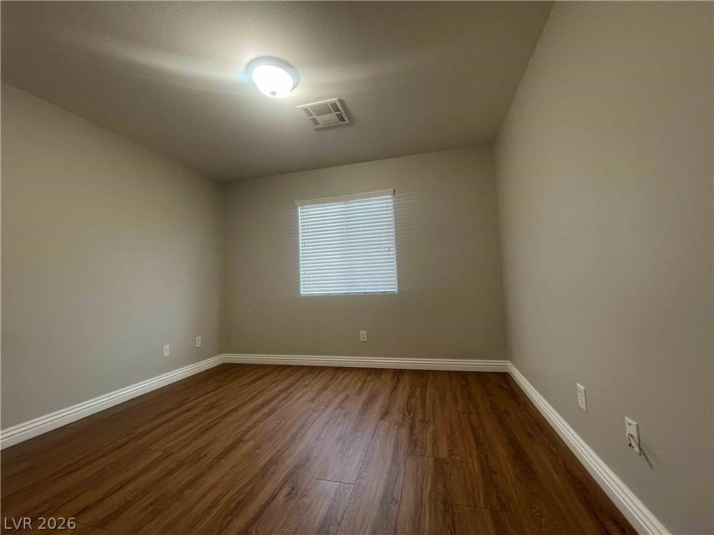 1613 Yellow Tulip Place N Property Photo 10