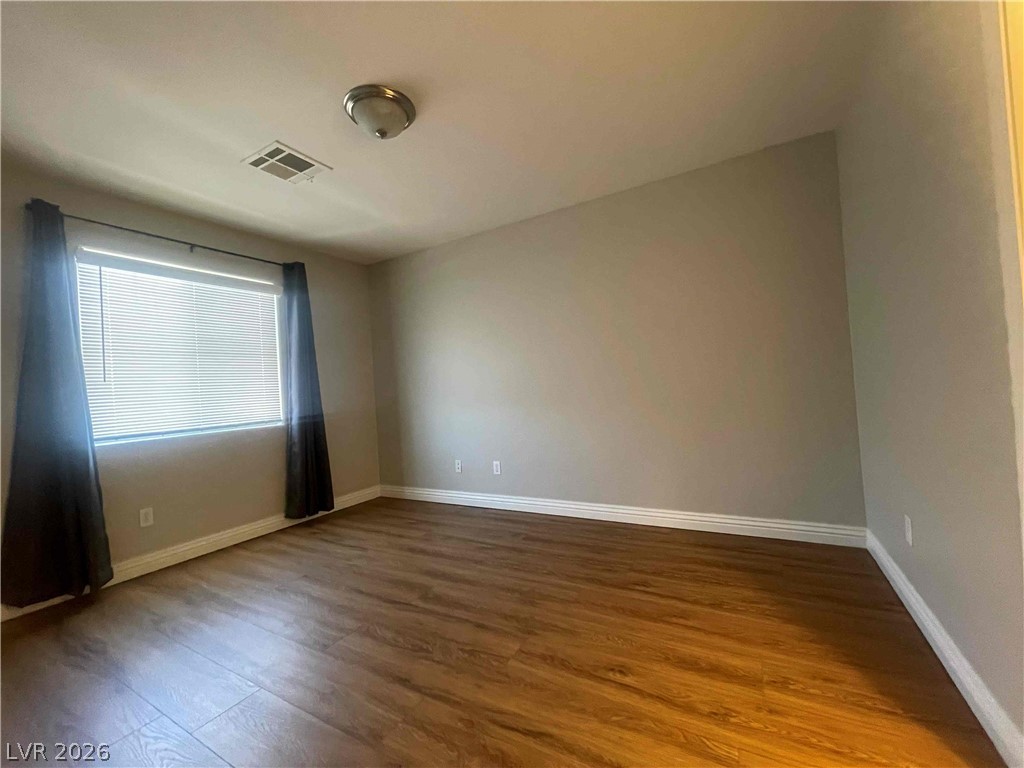 1613 Yellow Tulip Place N Property Photo 11