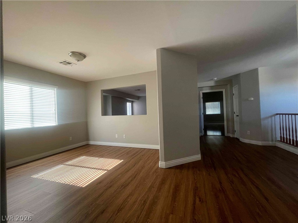 1613 Yellow Tulip Place N Property Photo 13