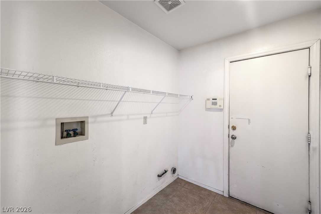 6124 Satre Court Property Photo 26