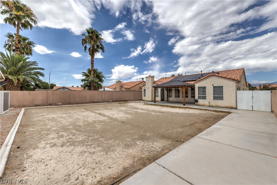 6124 Satre Court Property Photo 35
