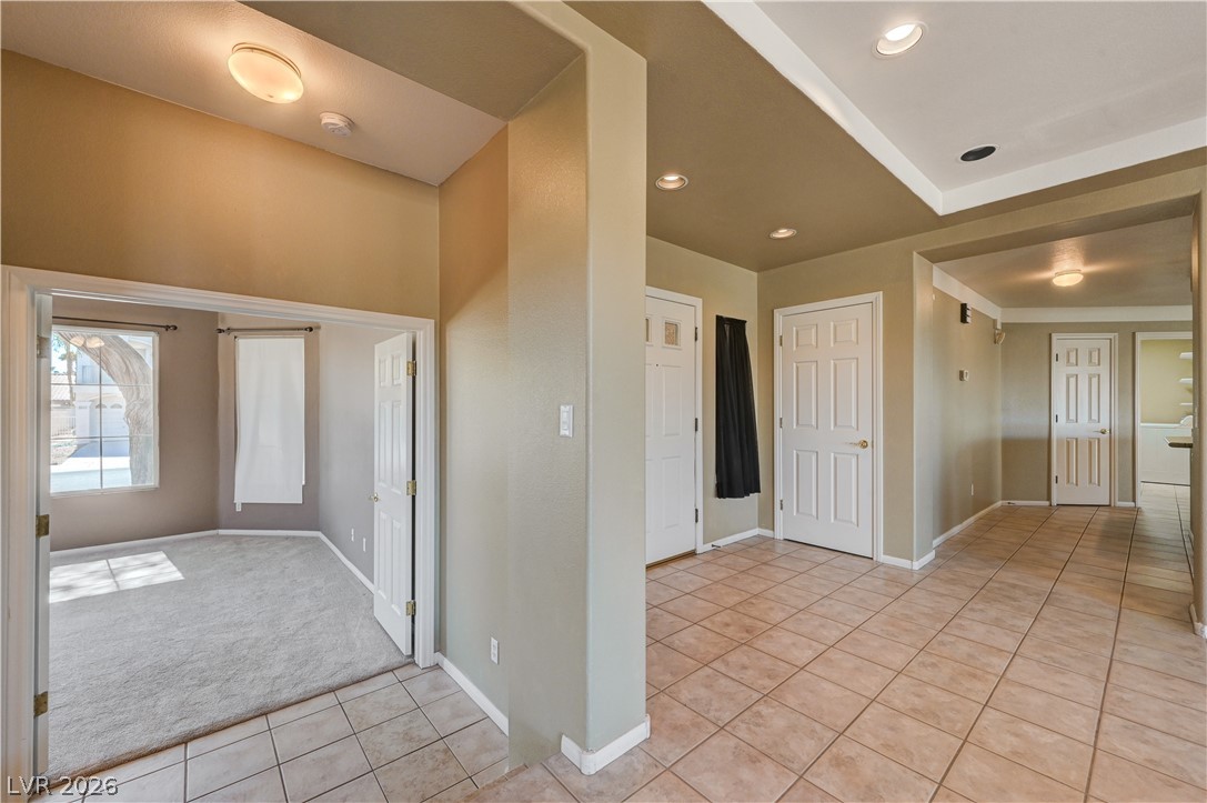 8640 Castle Hill Avenue Property Photo 7