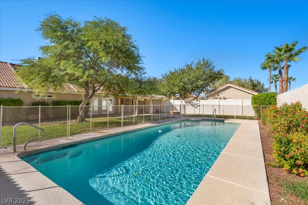 7650 Cowboy Trail Property Photo 8
