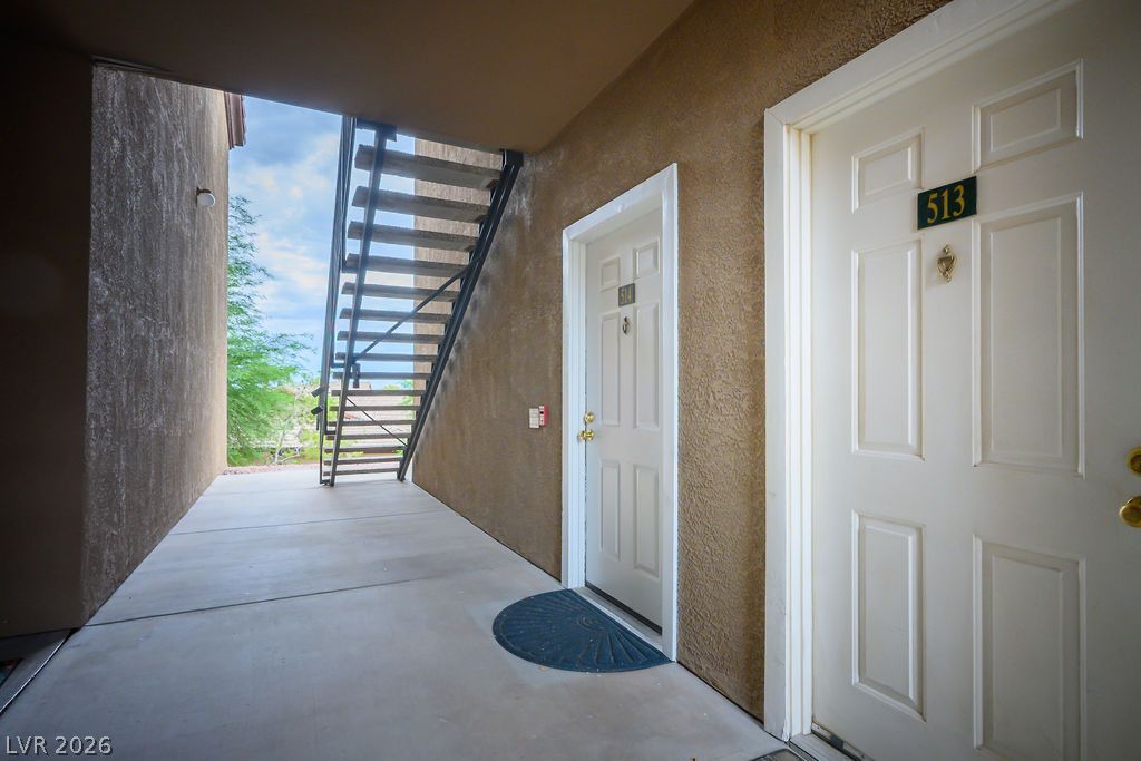 231 West Horizon Ridge Parkway 514 Property Photo 9