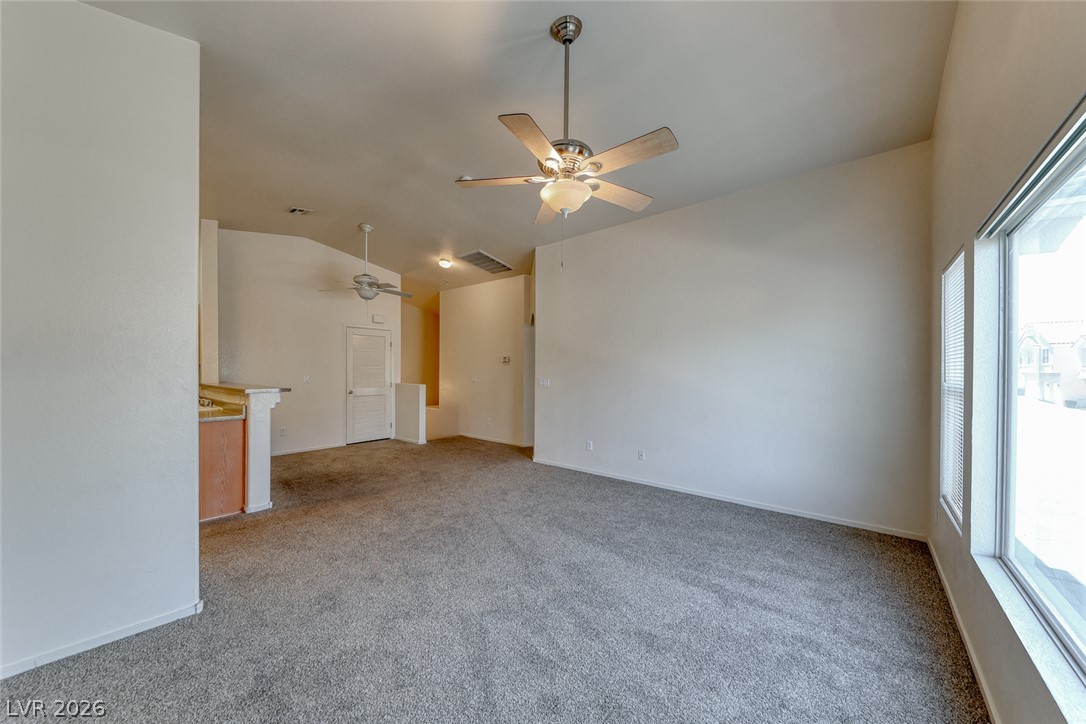 2560 Land Rush Drive Property Photo 9