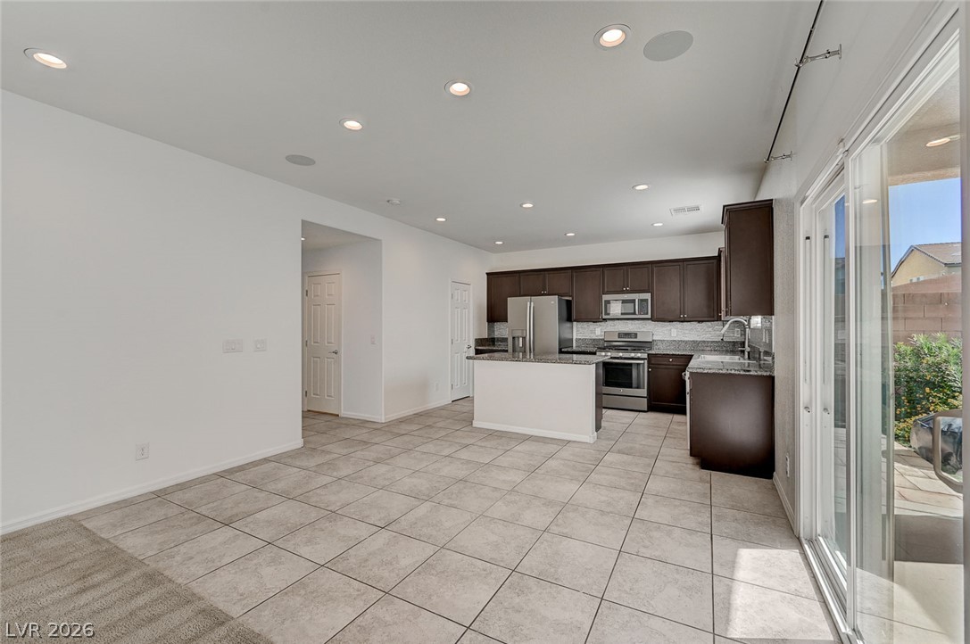 7841 Blue Lake Peak Street Property Photo 13