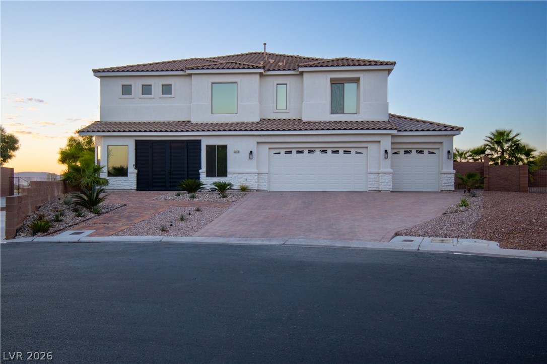 7614 Noche Oscura Circle Property Photo 2