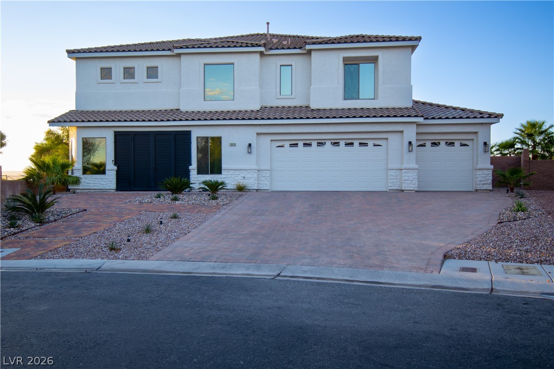 7614 Noche Oscura Circle Property Photo 3