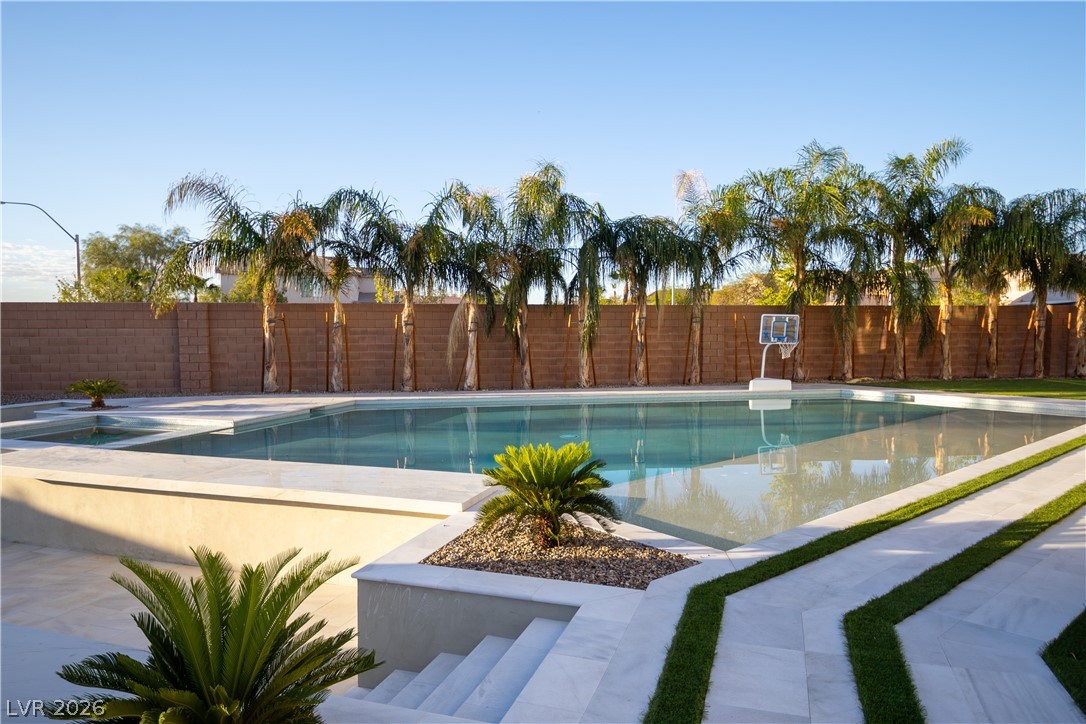 7614 Noche Oscura Circle Property Photo 7