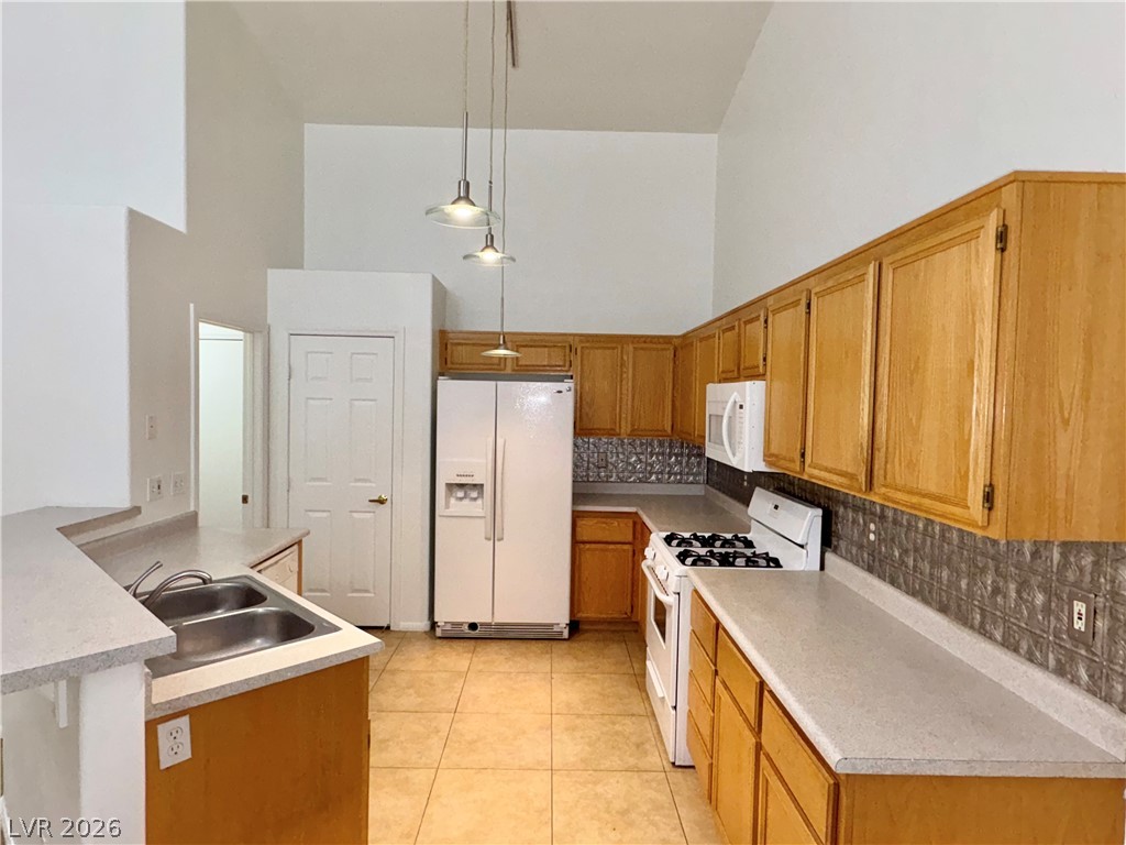 4011 Chalfont Court Property Photo 3