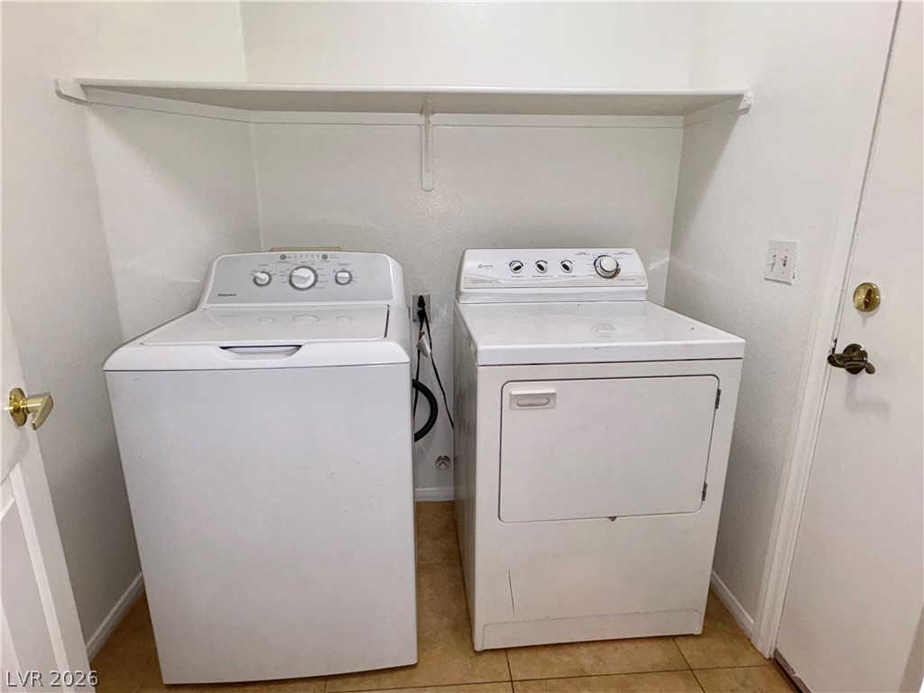 4011 Chalfont Court Property Photo 4