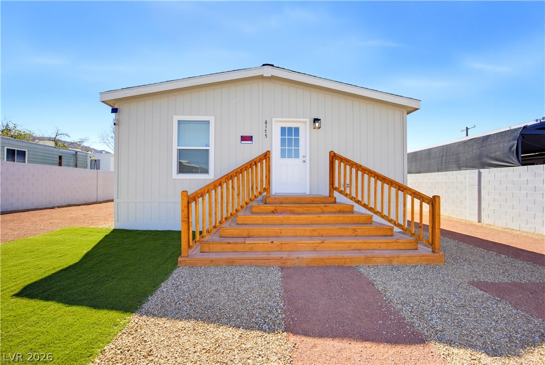 6175 Bryce Canyon Avenue Property Photo 6