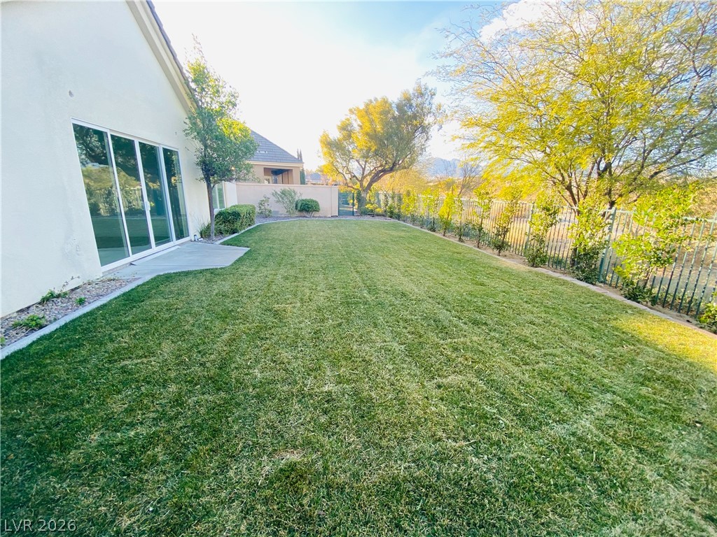 9800 Camden Hills Avenue Property Photo 25