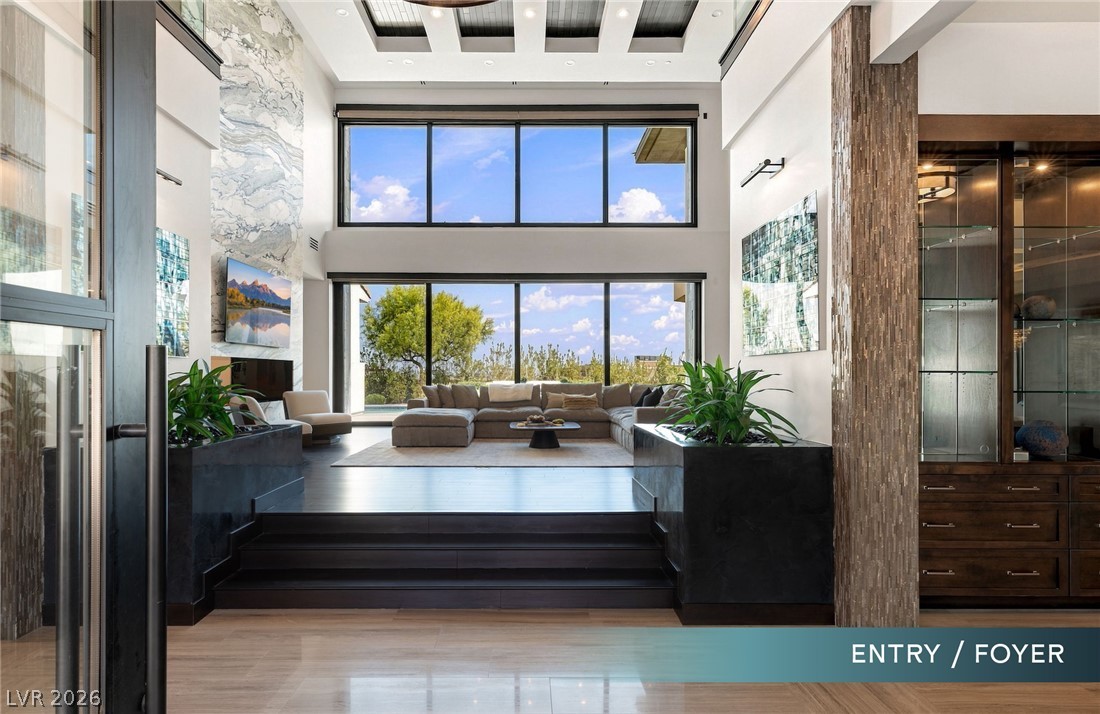 6 Bright Hollow Court Property Photo 3