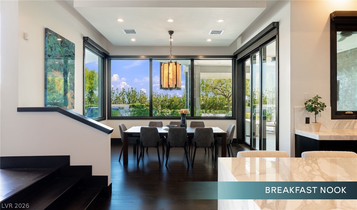 6 Bright Hollow Court Property Photo 9