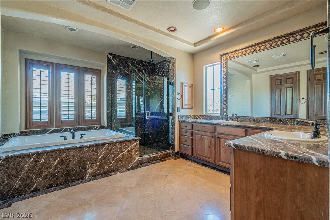 1423 Foothills Village Drive Property Photo 31