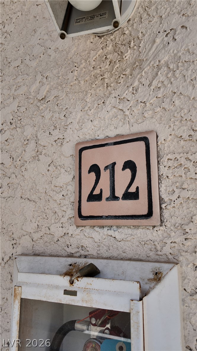 1900 North Torrey Pines Drive 212 Property Photo 12