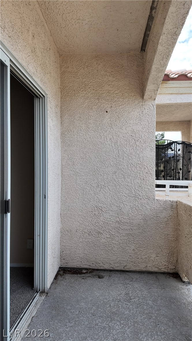 1900 North Torrey Pines Drive 212 Property Photo 31