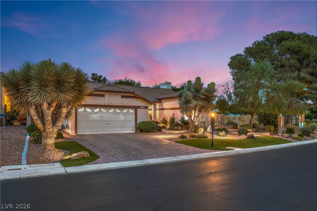5300 Singing Hills Drive Property Photo 3