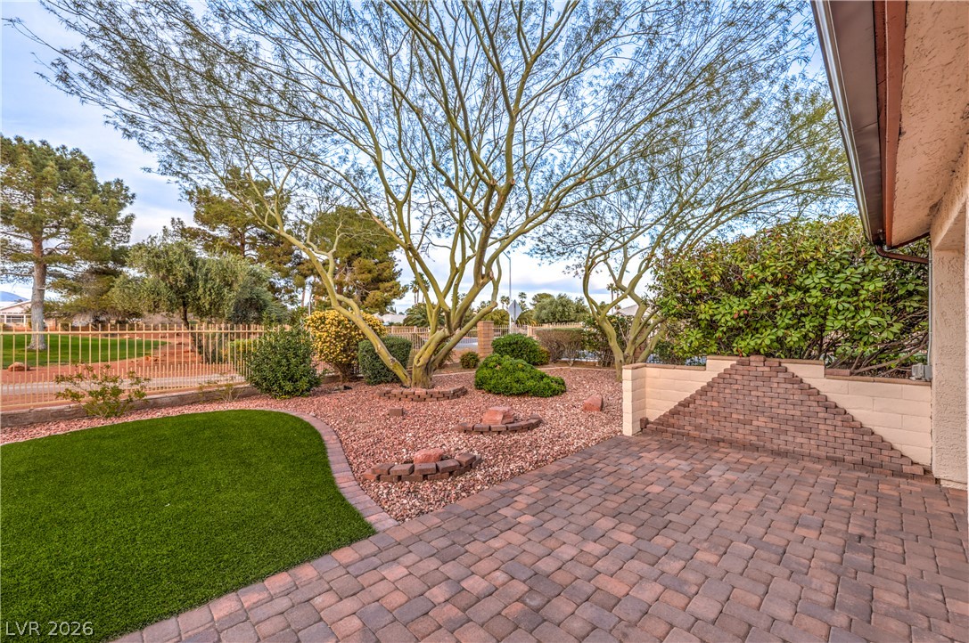 5300 Singing Hills Drive Property Photo 38