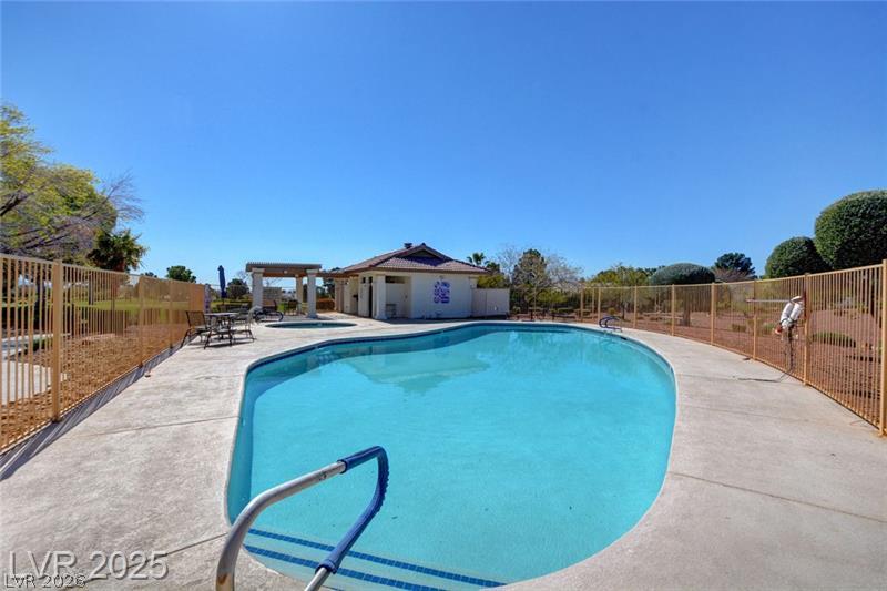 5300 Singing Hills Drive Property Photo 54