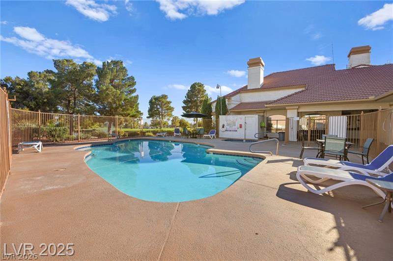 5300 Singing Hills Drive Property Photo 55