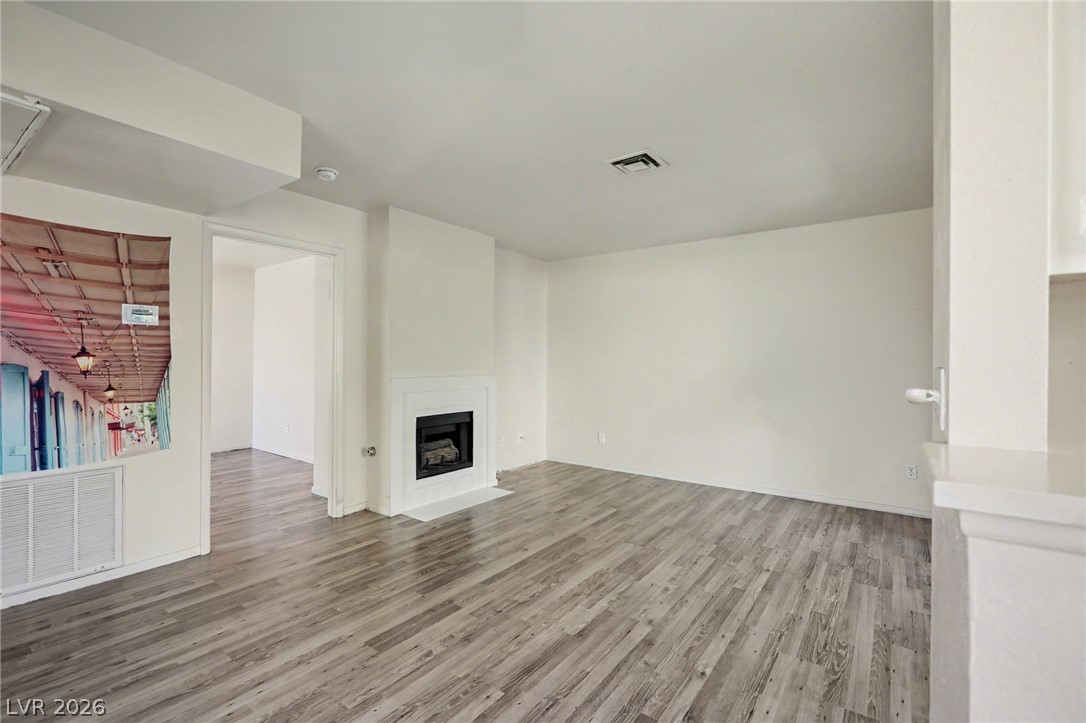 4889 South Torrey Pines Drive 201 Property Photo 6