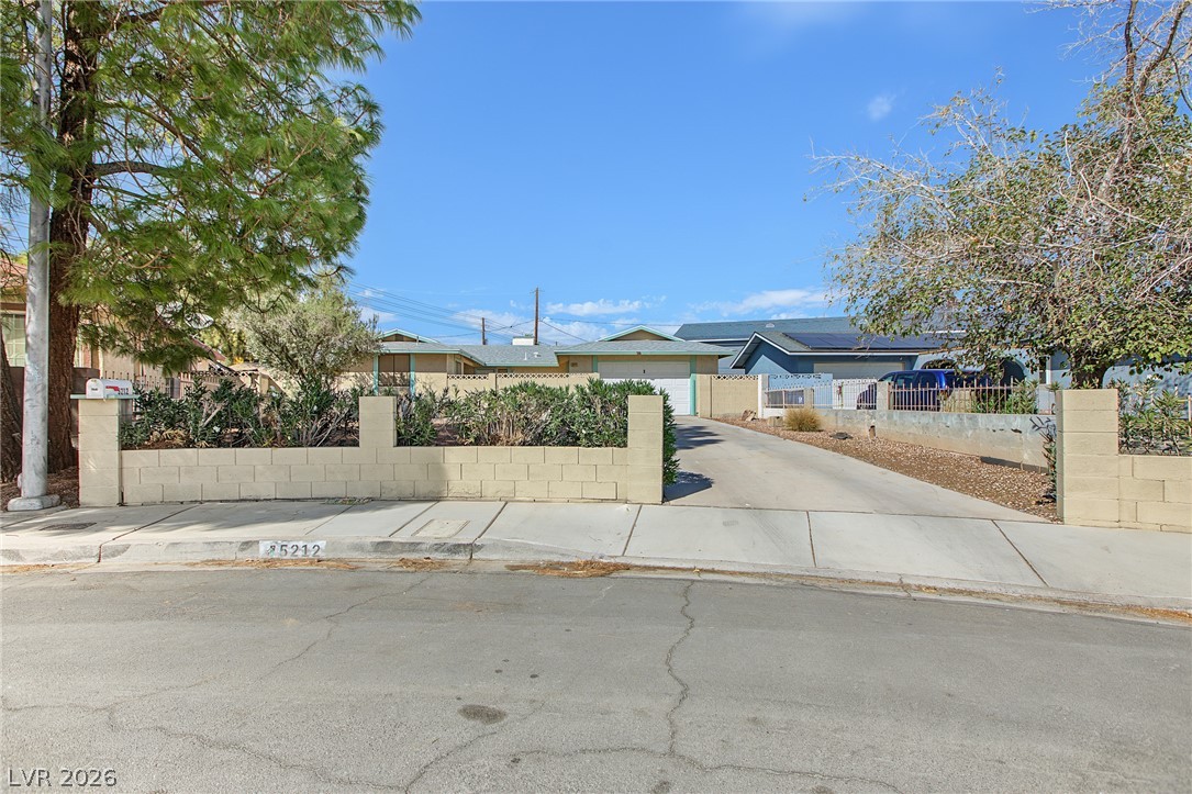 5212 Jeff Drive