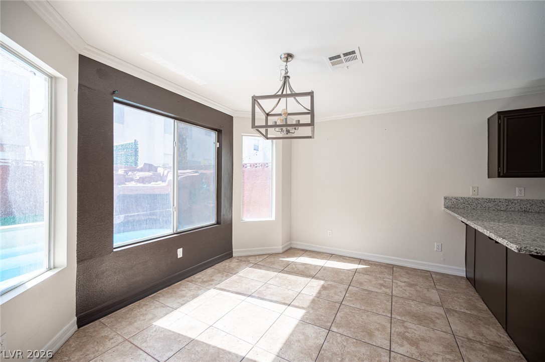 8125 Dolphin Landing Drive Property Photo 12