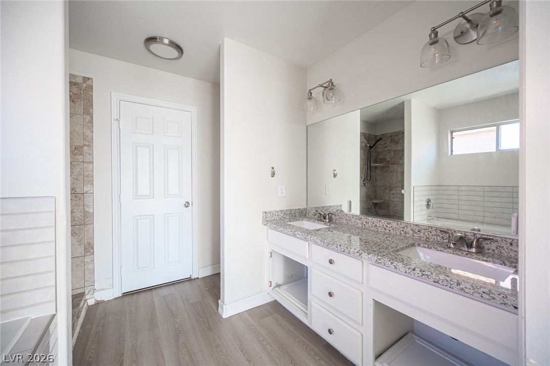 8125 Dolphin Landing Drive Property Photo 23